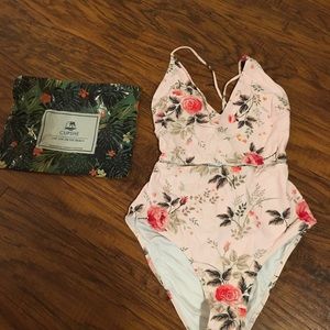 Cupshe brand new pink 1 piece bathing suit